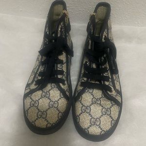 KIDS GUCCI MONOGRAM BOOTS BLACK & GRAY